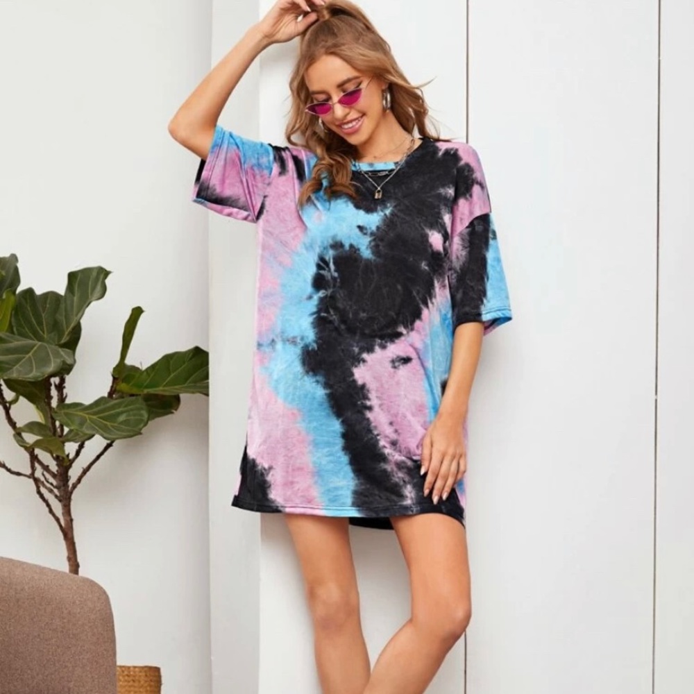 Oversized tie dyed T-shirt
